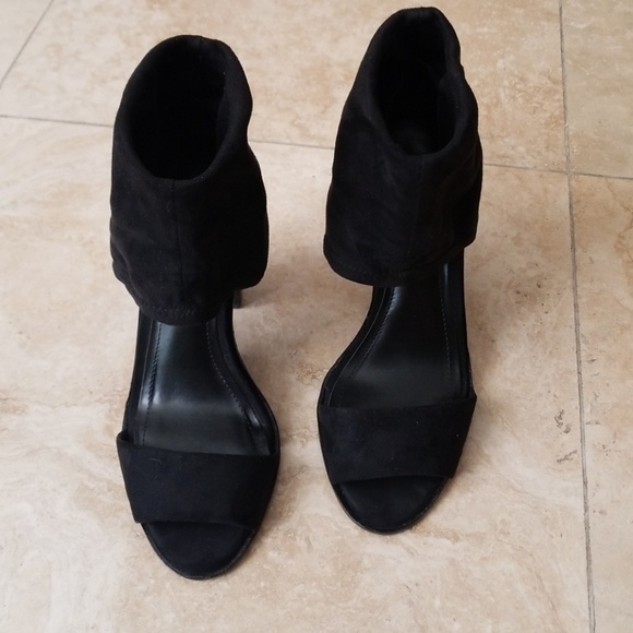 BCBGeneration Shoes - 👠BCBGeneration PEEP TOE 👠